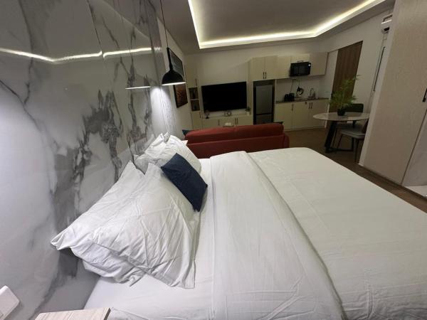 Bark Luxury Apartments